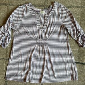 Old Navy Maternity Slit-Neck Top Lavender and Metallic Striped Size XL